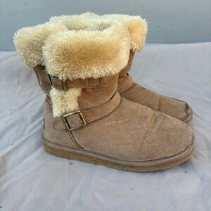 Cozy Tan Fur-Lined Boots